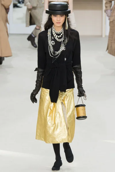 Look 66